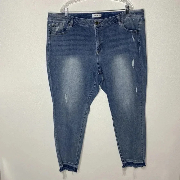 Lane Bryant Mid Rise Skinny Jeans Frayed Hem and slight distressing  24 - Picture 3 of 9